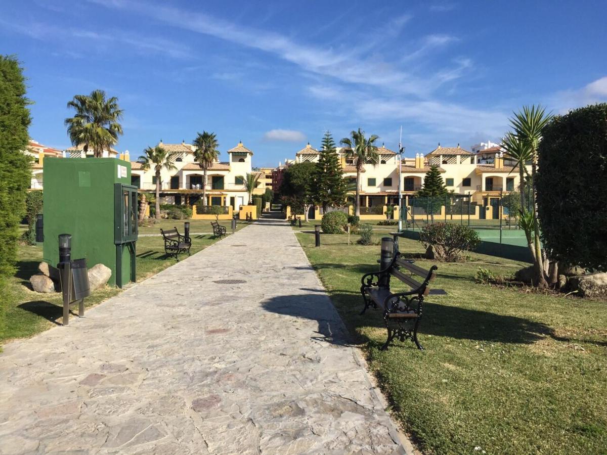 Atlanterra Bajo. Salida Directa. Urbanizacion De Lujo. Piscinas Canchas Padel. Wifi Y A/A Zahara de los Atunes Dış mekan fotoğraf