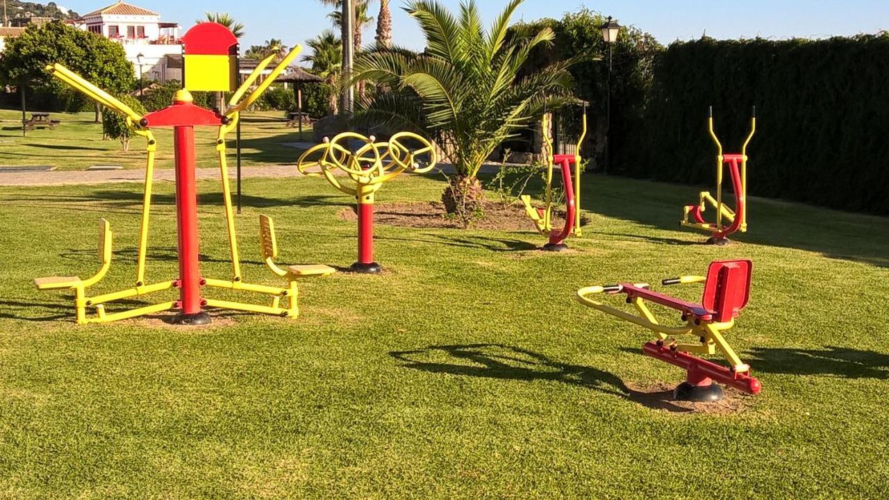 Atlanterra Bajo. Salida Directa. Urbanizacion De Lujo. Piscinas Canchas Padel. Wifi Y A/A Zahara de los Atunes Dış mekan fotoğraf