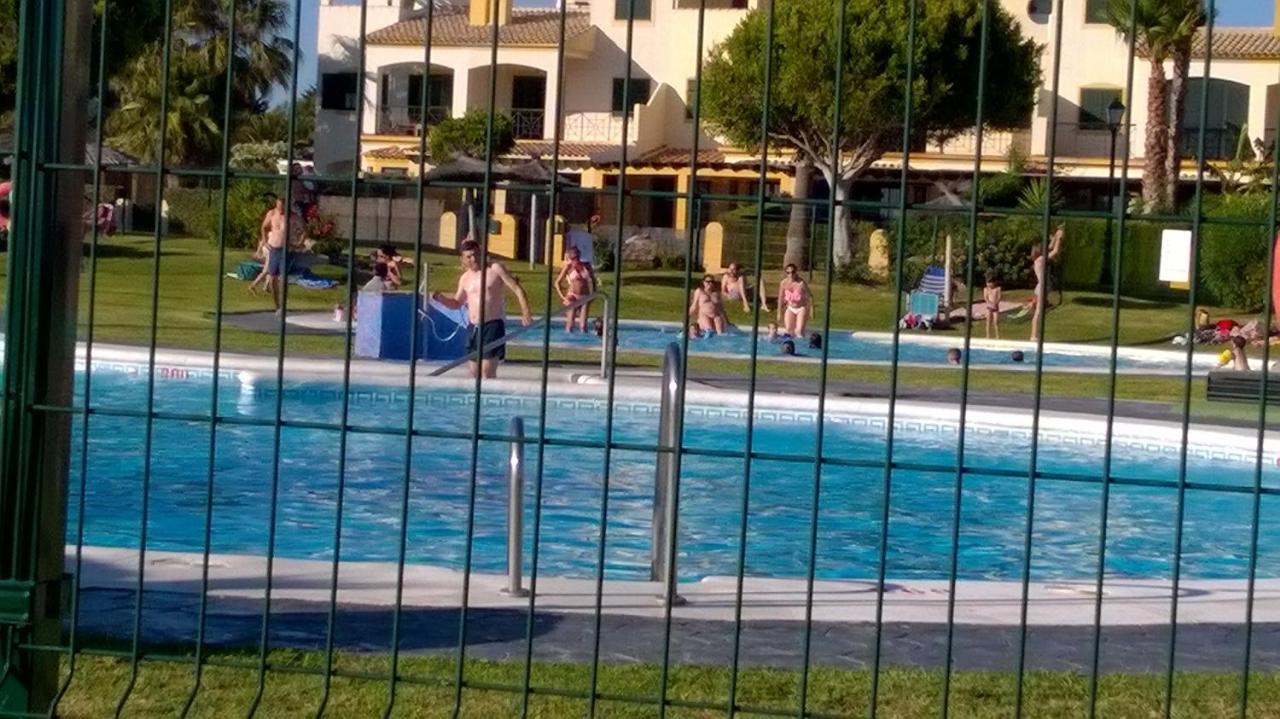 Atlanterra Bajo. Salida Directa. Urbanizacion De Lujo. Piscinas Canchas Padel. Wifi Y A/A Zahara de los Atunes Dış mekan fotoğraf